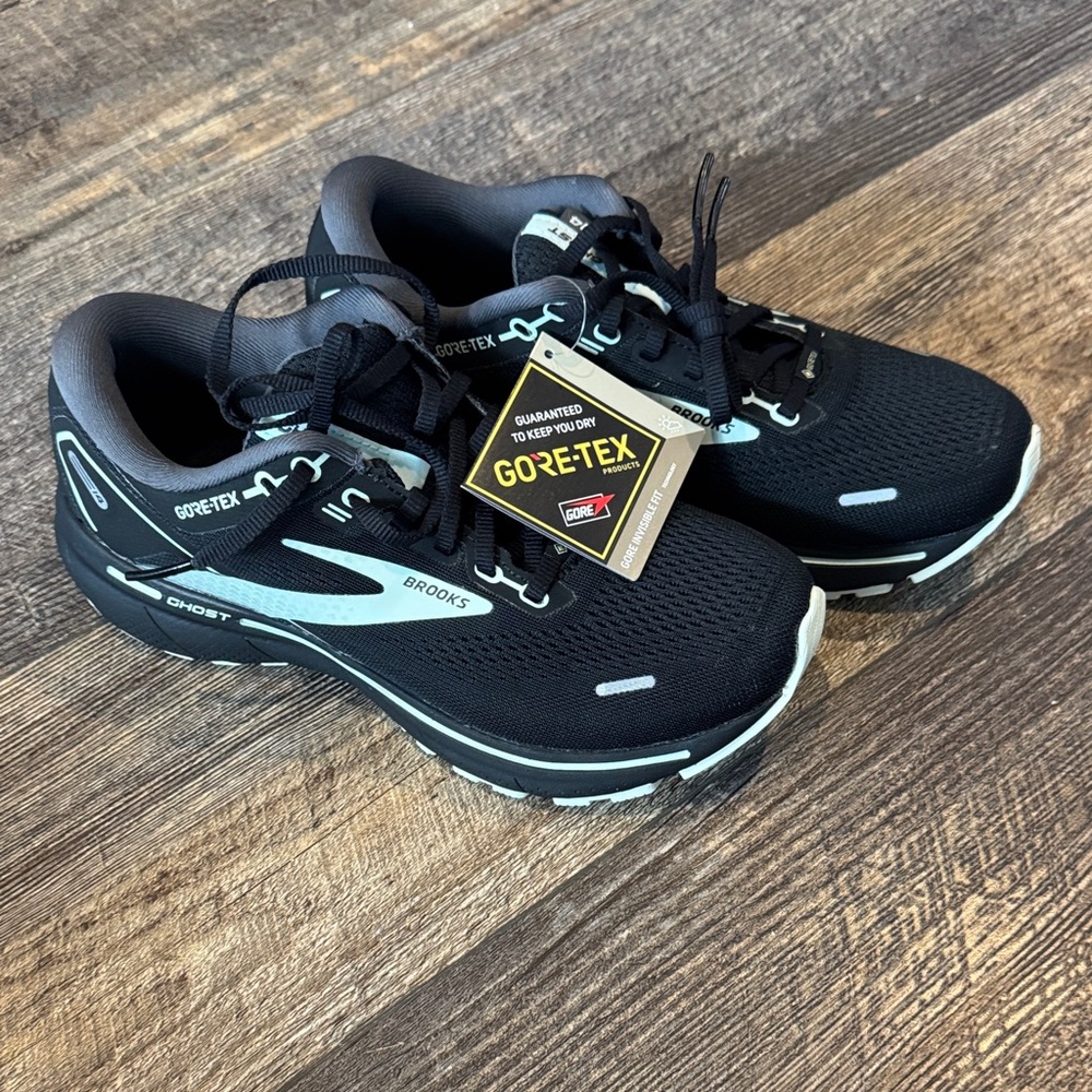 Brooks Ghost 14 GTX Women’s Black and Mint Athletic Shoes